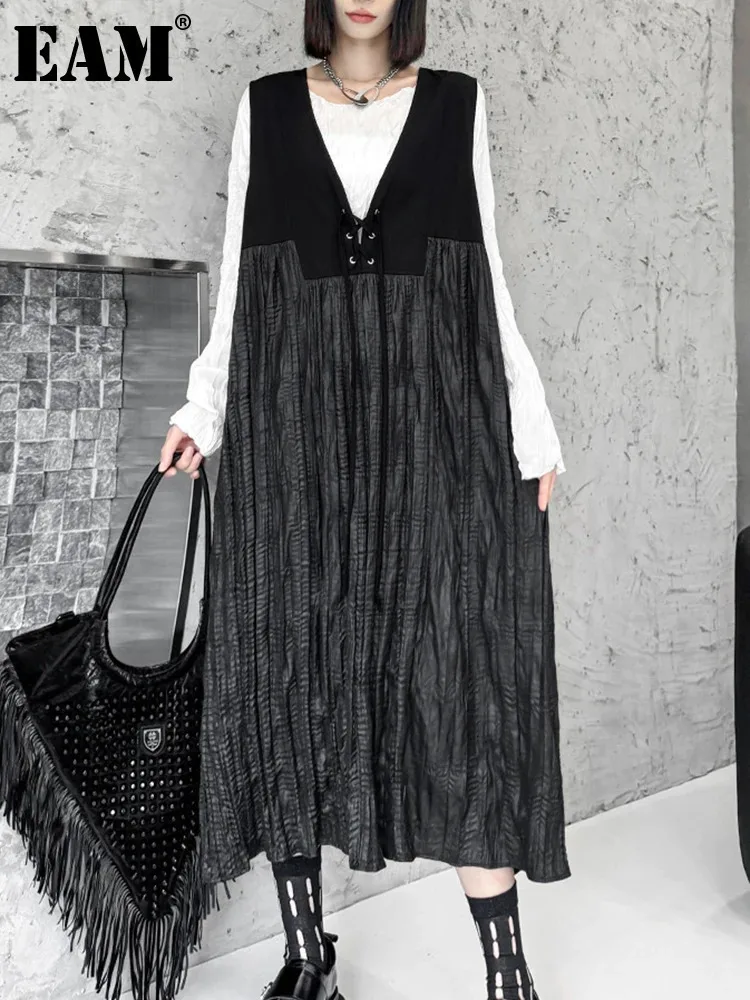 [EAM] Women Black Bandage Pleated Spliced Big Size Midi Dress New V-Neck Sleeveless Fashion Tide Spring Autumn 2024 1DH7452