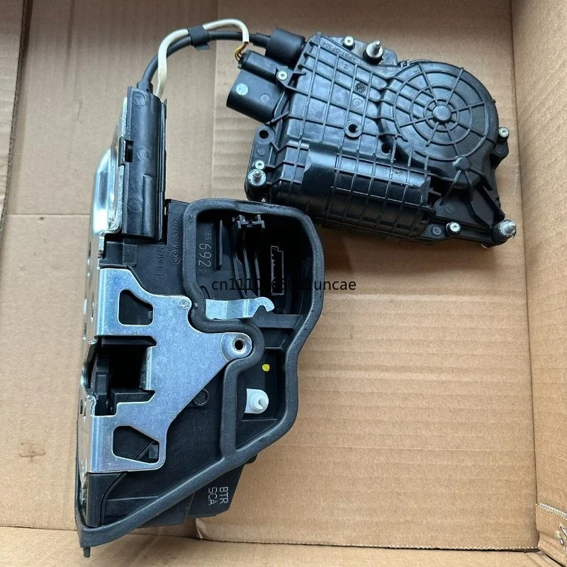 For BMW 5 Series GT F18F07 7 Series F02 X5X6E70E71 Electric Suction Door Central Control Lock 535 730740