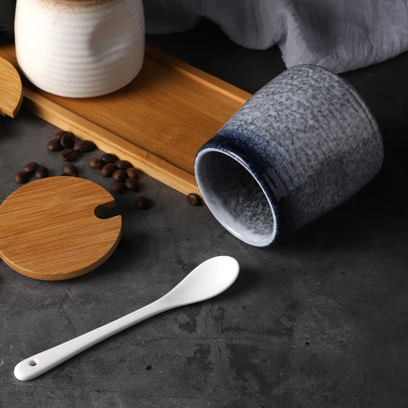 ceramic-seasoning-jar-bamboo-lid-spice-jar-with-spoon-spice-storage-box-salt-and-pepper-kitchen-storage-container