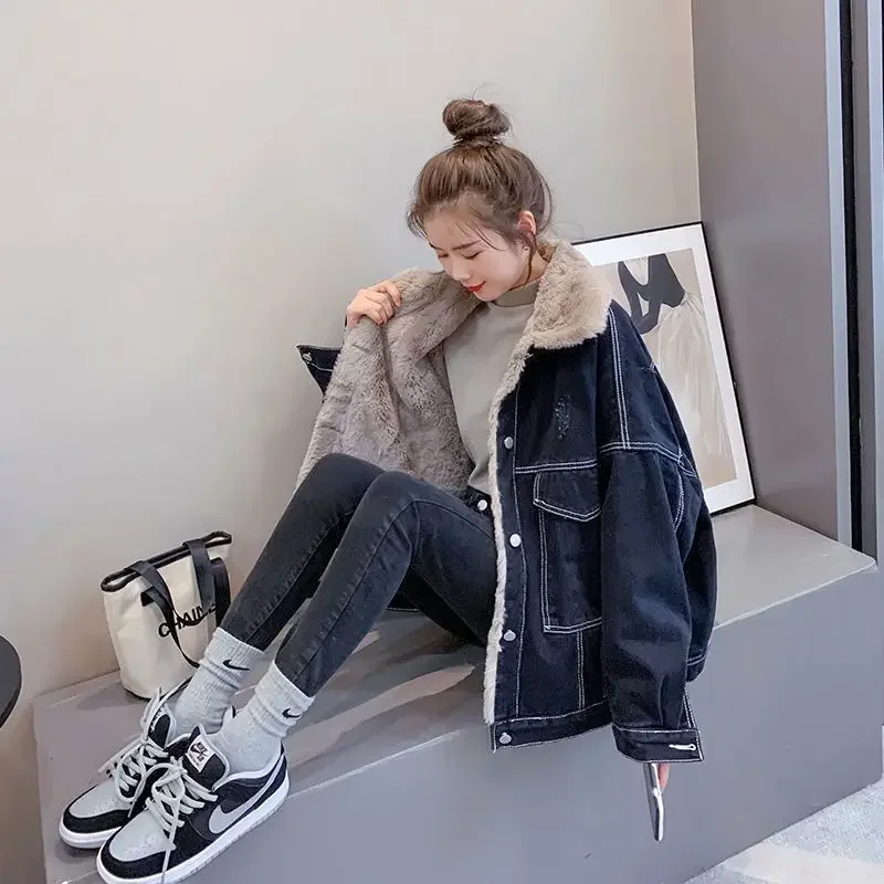 

Pop Autumn And Winter Pure Cotton Retro Style Daily Versatile Women's Denim Jacket With Plush Loose And Soft Lamb Wool Denim Jac