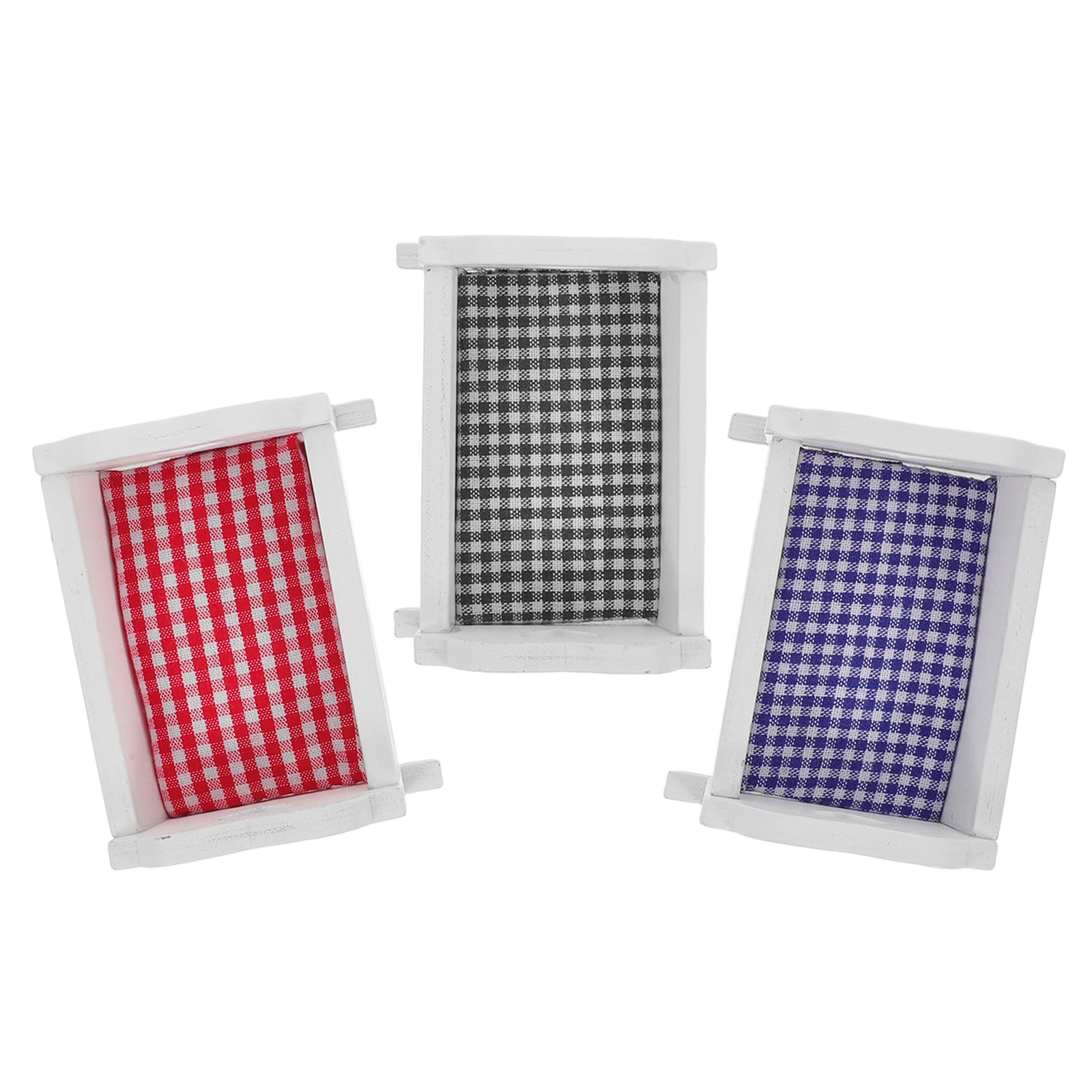 3 قطع ديكور سرير منزلي صغير - سرير بمقياس 1:12 - زخرفة مصغرة مفصلة - تنوعا مناسبة لمختلف أنماط بيت الدمى و