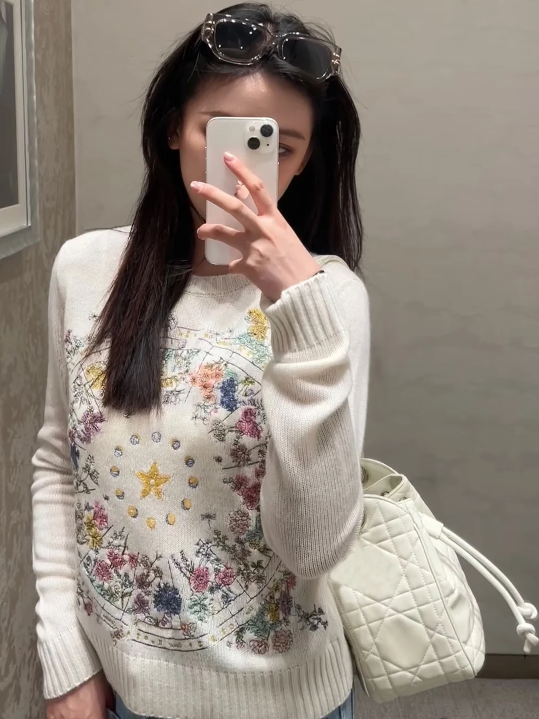 سترة نسائية ثقيلة مطرزة على شكل كوكبة زهور من Lucky Star ورقبة دائرية وأكمام طويلة، سترة أوائل الخريف