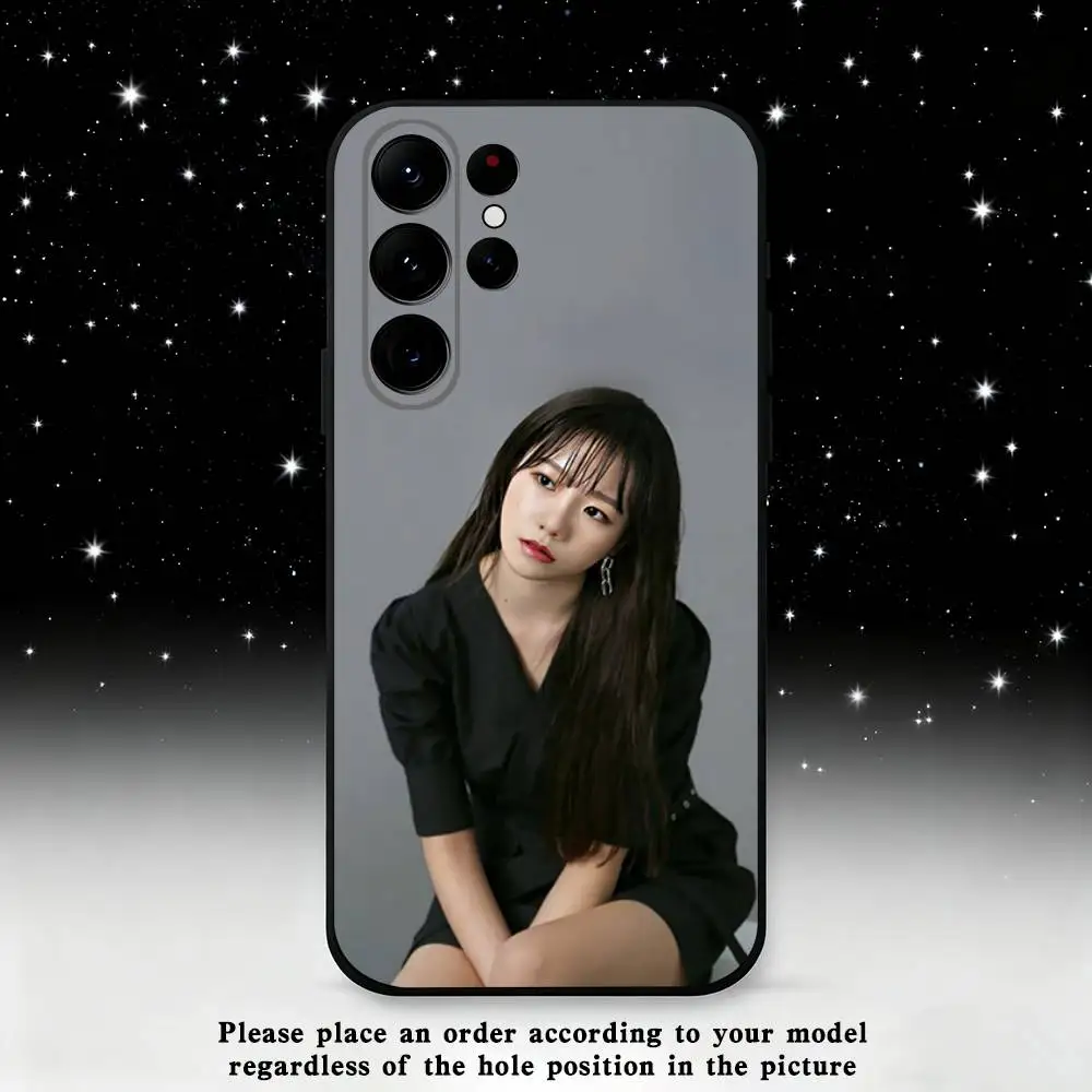 حافظة لهاتف سامسونج S25، S24 Ultra، S20، S30 plus، S22 plus، S23، S30 Ultra 5G من السيليكون الأسود