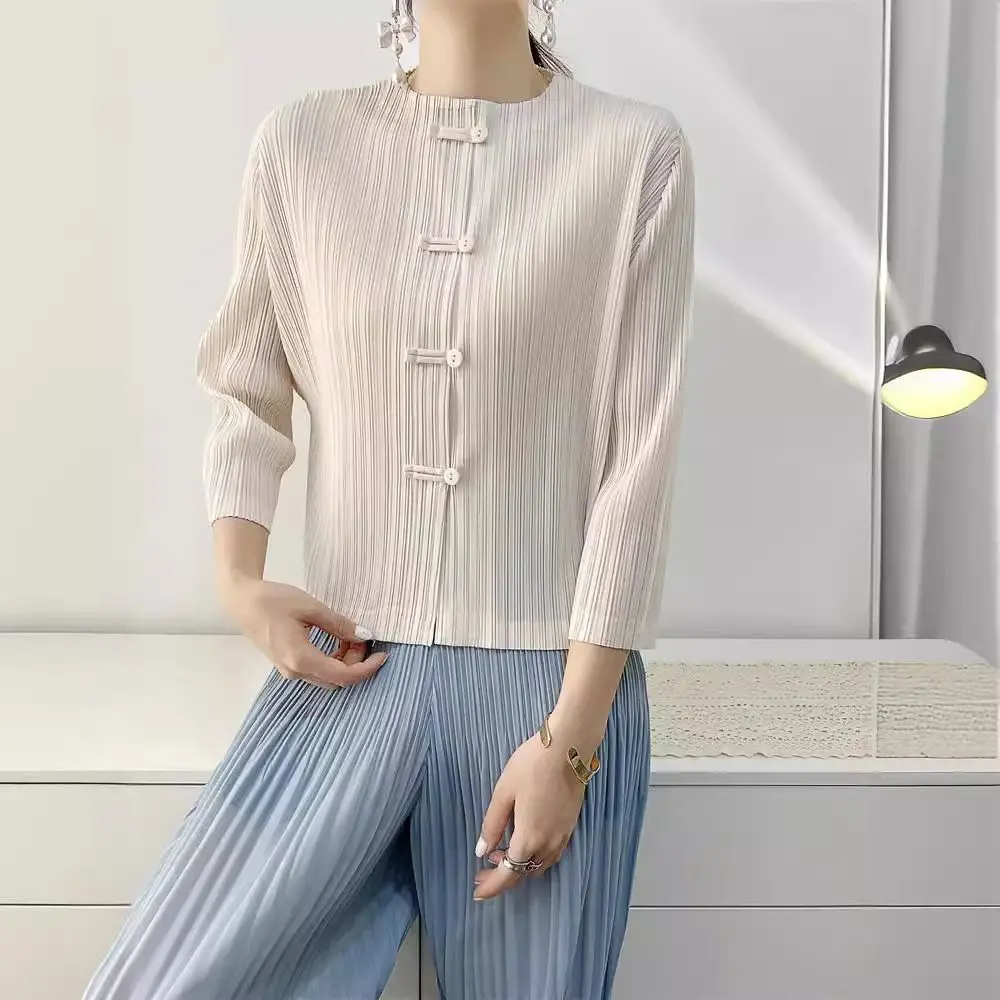 سترة نسائية مطوية لربيع وخريف 2025 سترة جديدة للسيدات بإبزيم كلاسيكي بقصة ضيقة ومريحة وغير رسمية #3