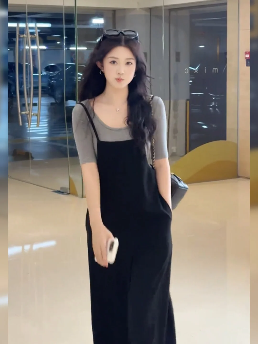 

Шикарный корейский комплект: широкие брюки и комбинезон-карго для женщин, повседневный модный набор для ранней осени, новый тренд для девушек