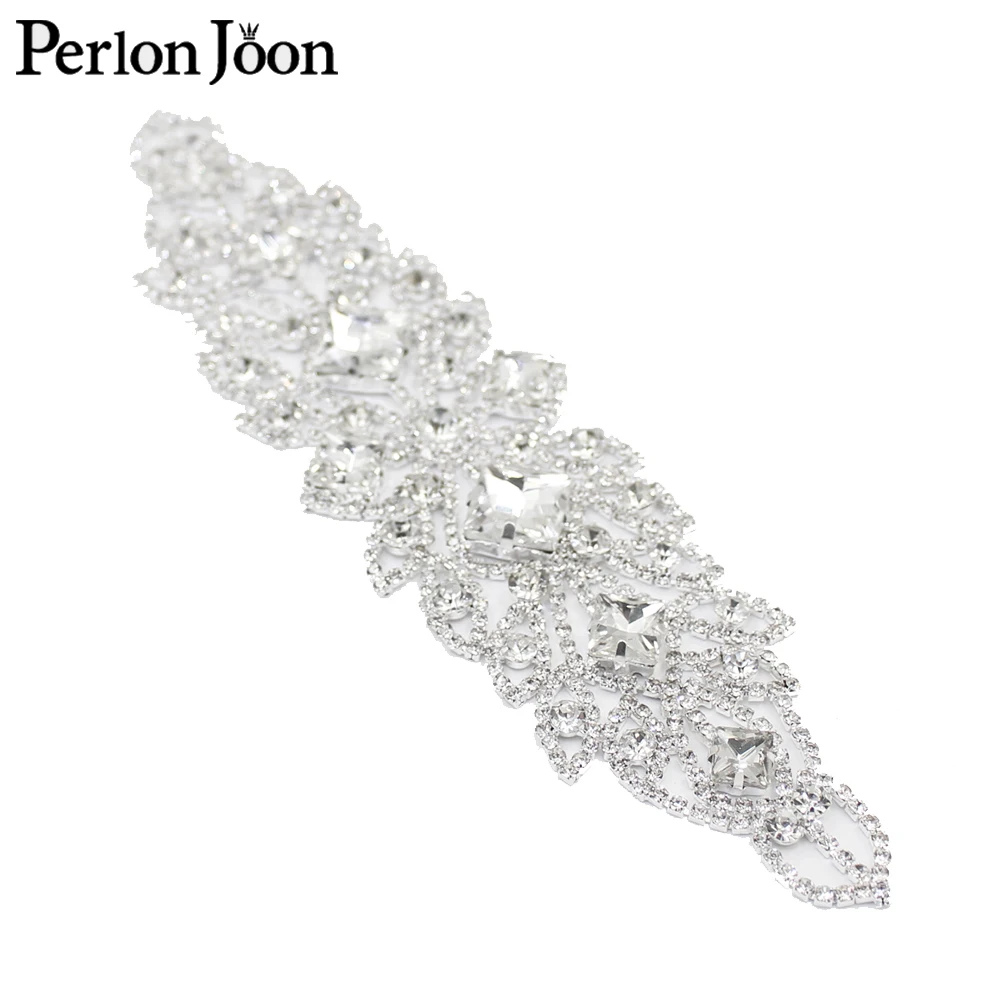 Toppa con strass applique lunga in vetro quadrato da 8,3 * 2,3 pollici da cucire per accessori per abiti da sposa copricapo da sposa YHC025