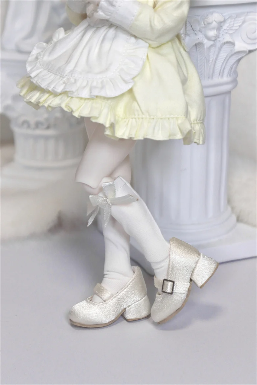 BJD รองเท้าของเล่นผ้าไหมหัวกลมรองเท้าส้นสูง1/6 BJD ตุ๊กตาอุปกรณ์เสริม