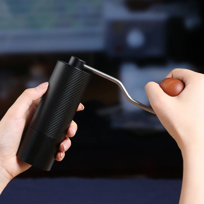 Professional Manual Coffee Grinder Upgrade All-metal Body  Anti-slip Design Portable Grinder Burr Inside