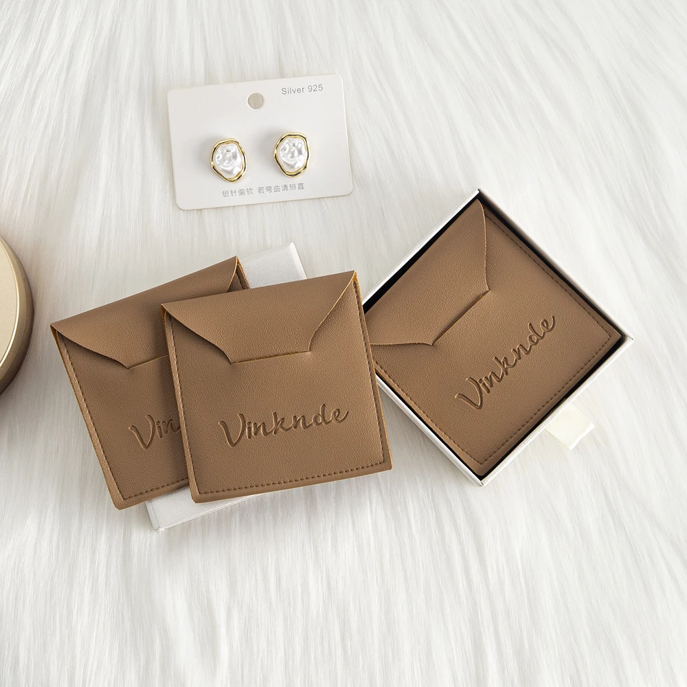 

Luxury Coffee PU Leather 7.5*7.5cm Jewelry Pouch Custom Logo Jewelri Diamond Gift Holder Premium Container for Gems Earrings