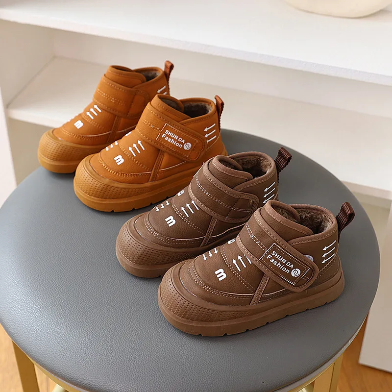 

Детские кроссовки, новинка осени 2024, с плюшевой толстой хлопковой обувью, повседневные кроссовки для мальчиков, модные ботинки для девочек, кроссовки для девочек на мягкой подошве, теннисные