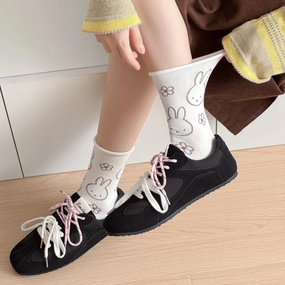 5 paar Nette Lustige Cartoon Kaninchen Frauen Socken Tier Druck Street Style Mode Mittleren Rohr Socken Lange Herbst Winter Frau socken – Detail 6
