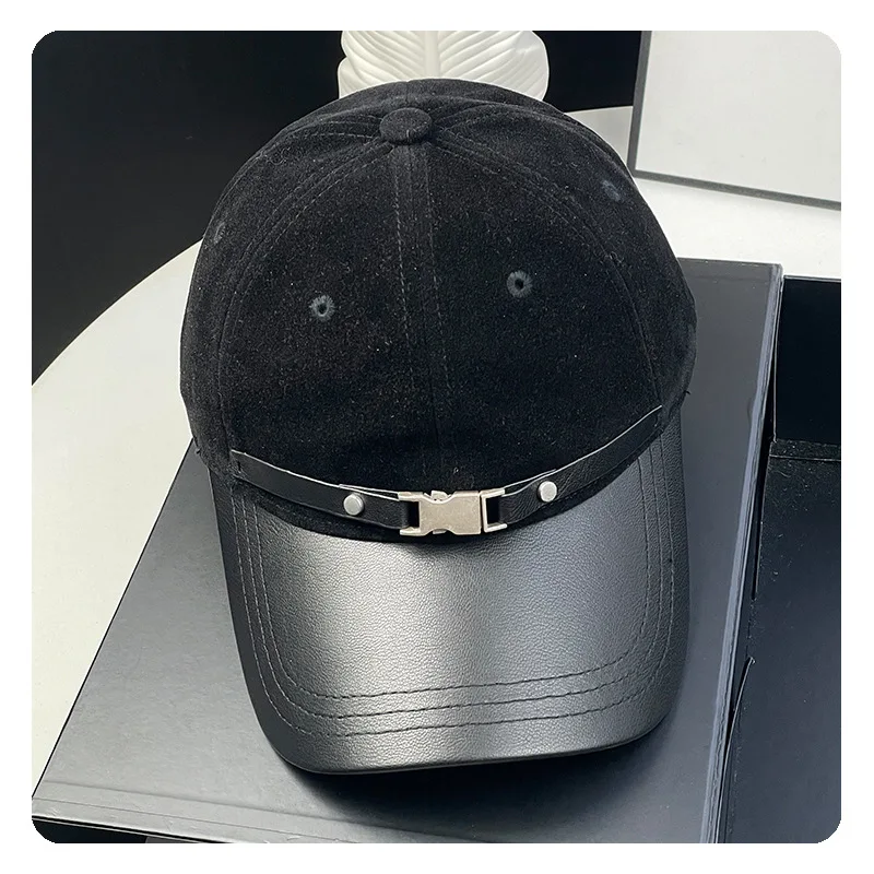2027 Korean Men Women Versatile Retro Suede Splicing Premium Baseball Cap Women's Fashion Casual PU Brim Baseball Cap