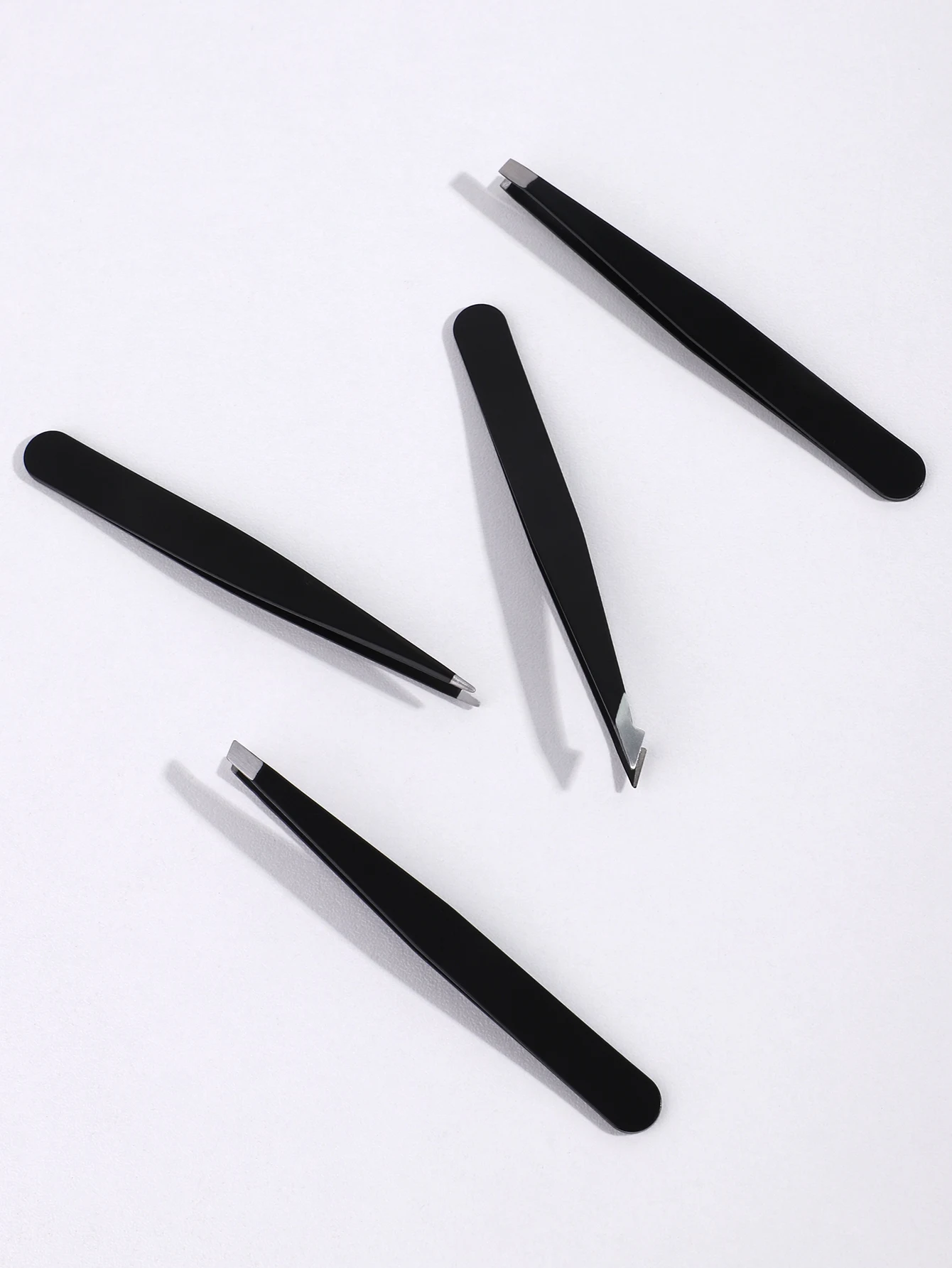 2/3/4個の眉毛クリップセット、眉毛とひげの除去に使用され、平らな口、斜めの口、尖った口、フックがあります。