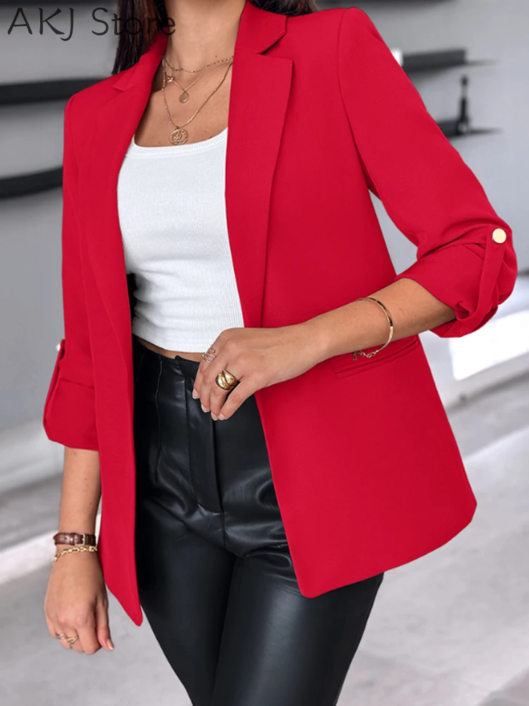 

Блейзер с зубчатым воротником и длинными рукавами