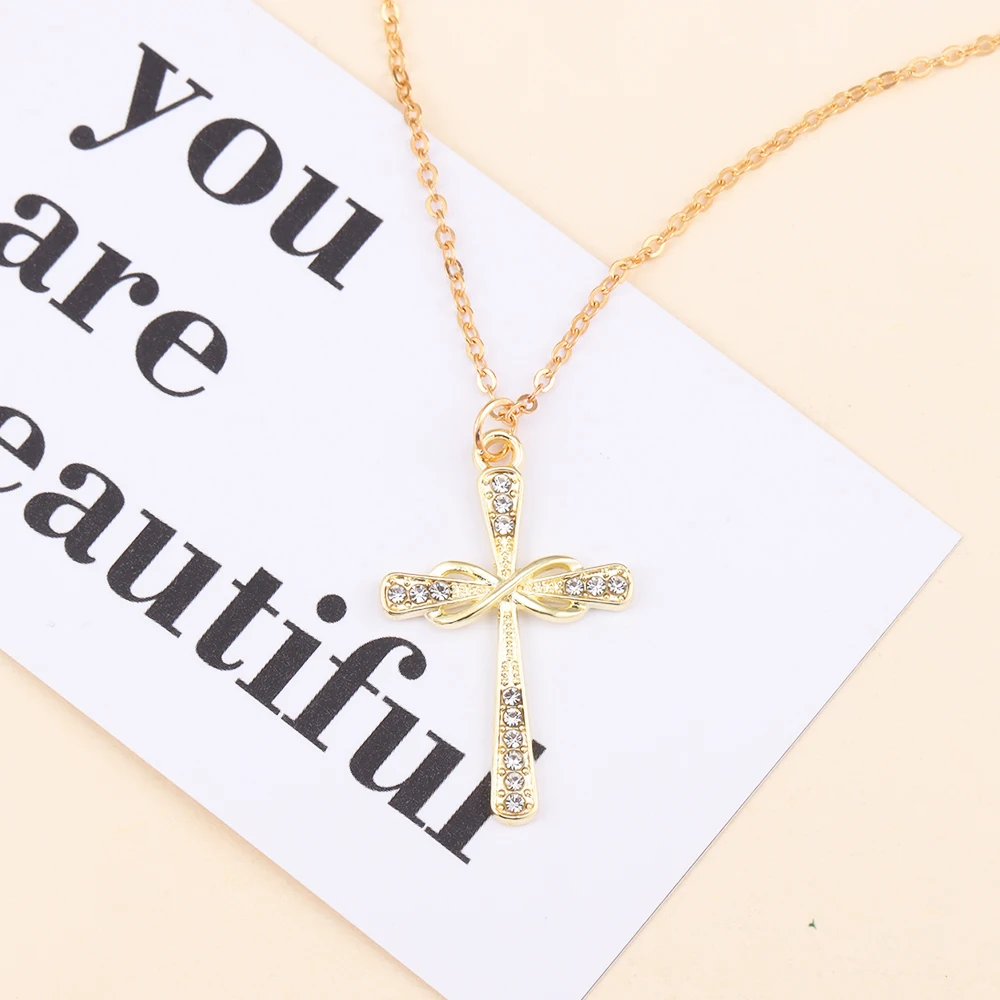 15Pcs/Lot Exquisite Personality Inlaid Crystal Cross Charm Pendant Necklace Earrings Keychain for Women and Girls Souvenir Gifts