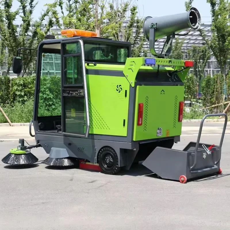 Commercial Ride on Floor Scrubber Sweeper Ride on Street Sweeper Automatic Garbage Floor Cleaning with Fog Cannon Sweeper