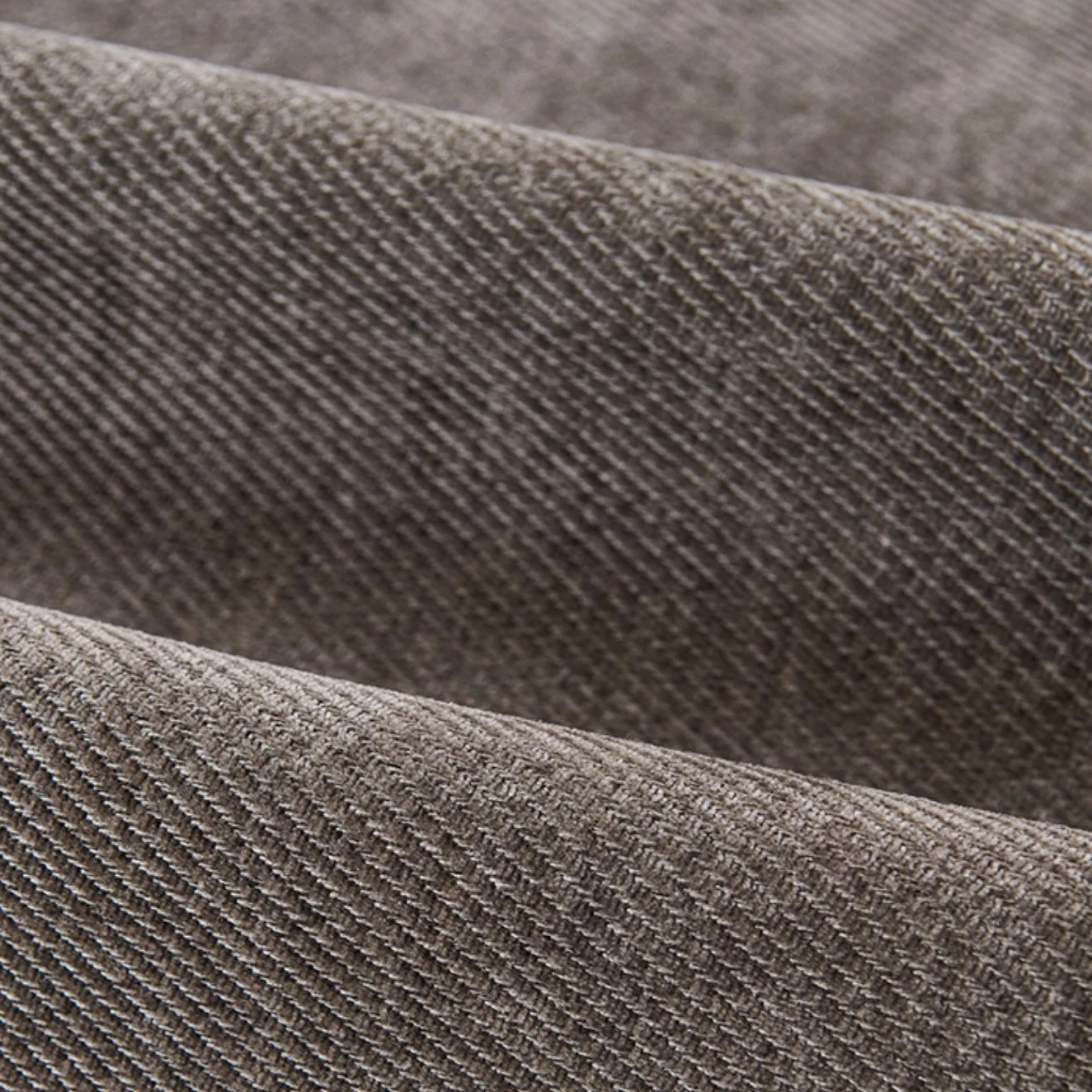 1pc Crinkle Velvet Contrast Hem Sofa Cover Unique Curved Shape Sofa Towel Anti-Slip Slipcovers for Living Room Couch Protector