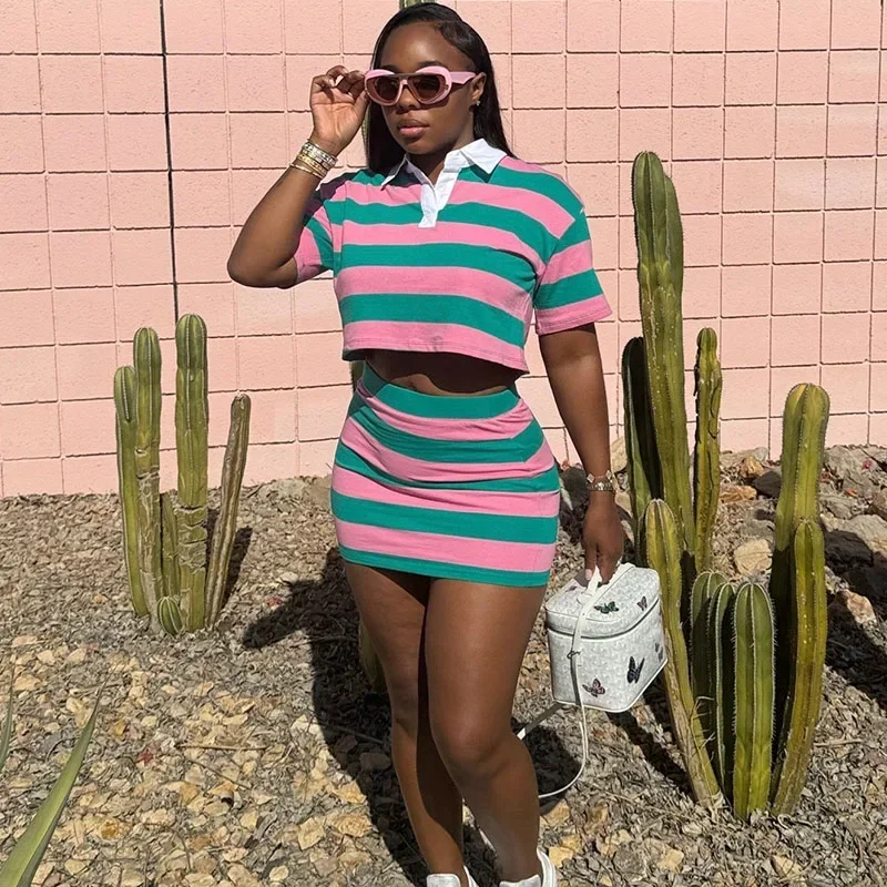 

Спортивный комплект из 2 предметов в полоску для фитнеса с принтом для женщин, уличная одежда, повседневная рубашка с отложным воротником, укороченный топ и мини-юбка, летние комплекты