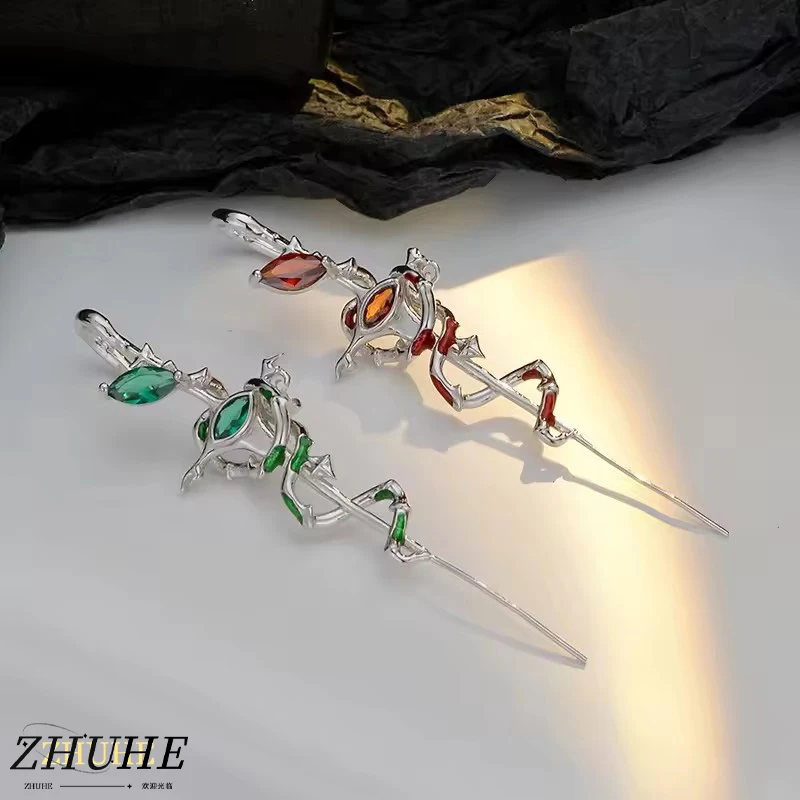

The Serpentine piercing Stud Ear Needles, Made Of Copper In A Cyberpunk Style, Are Designed For A Niche Fashion For Both Men And