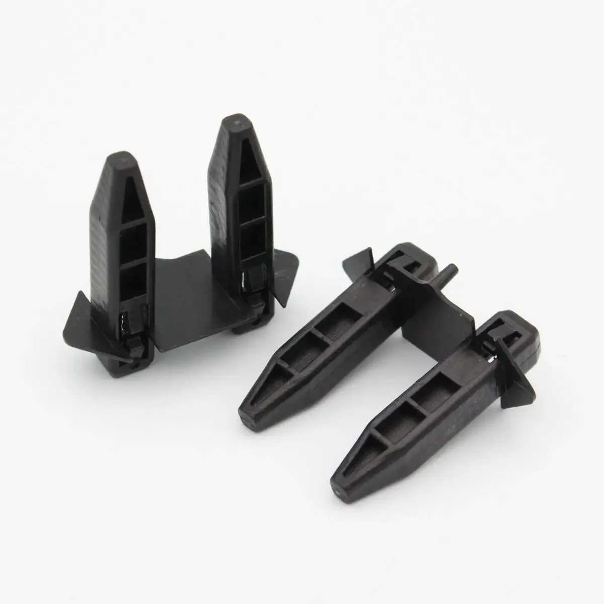 2pcs Front Bumper Upper Panel Retainer Clip For Toyota RAV4 2001-2005 53145-42010 Car Replacement Accessories NEW