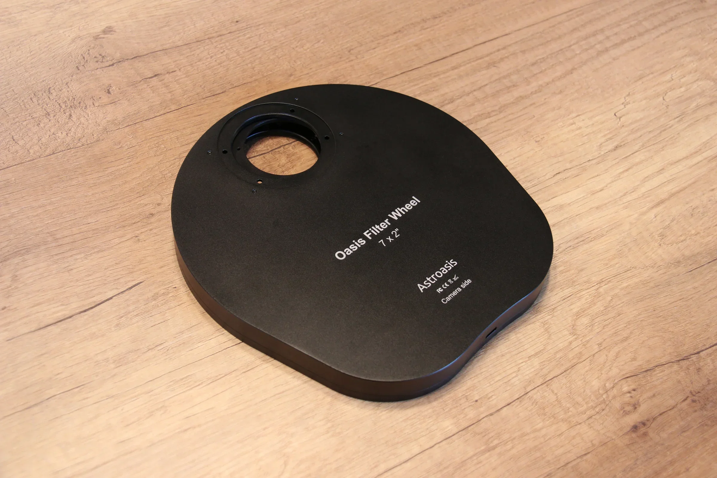 

Astroasis 7x2" Electronic Filter Wheel