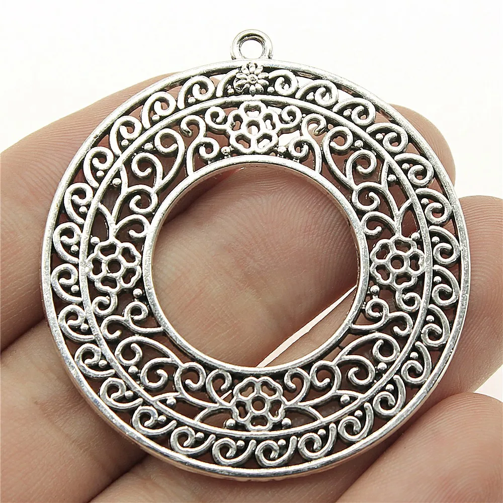 

Wholesale 20pcs/bag 48x45mm Filigree Carved Circle Bohemia Pendant Charms Wholesale For Earring Making Necklace Making