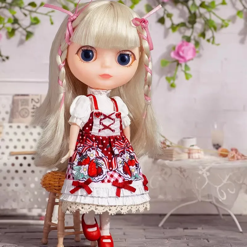 

Bubble Mart Blythe Strawberry Dress Movable Doll Small Cloth Doll BJD Fashion Play DIY Makeup Change Birthday Gift