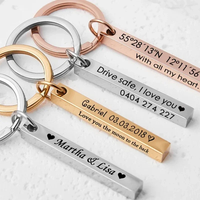 Customized Engraved Name Vertical Strip Keychain Personalized Stainless Steel Name Keychain Valentine's Day Gift Jewelry Wholesa
