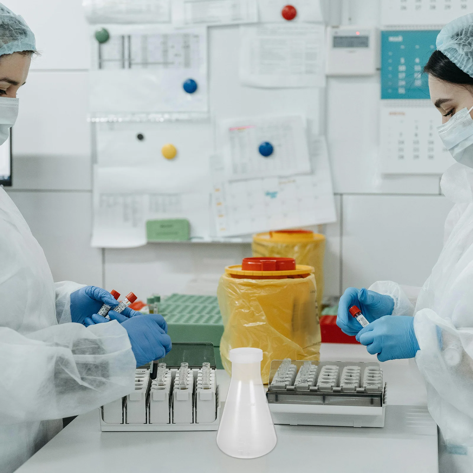 

3Pcs Transparent Plastic Erlenmeyer Flask Set Conical Flask for Chemistry Experiment Laboratory Research Educational Supplies