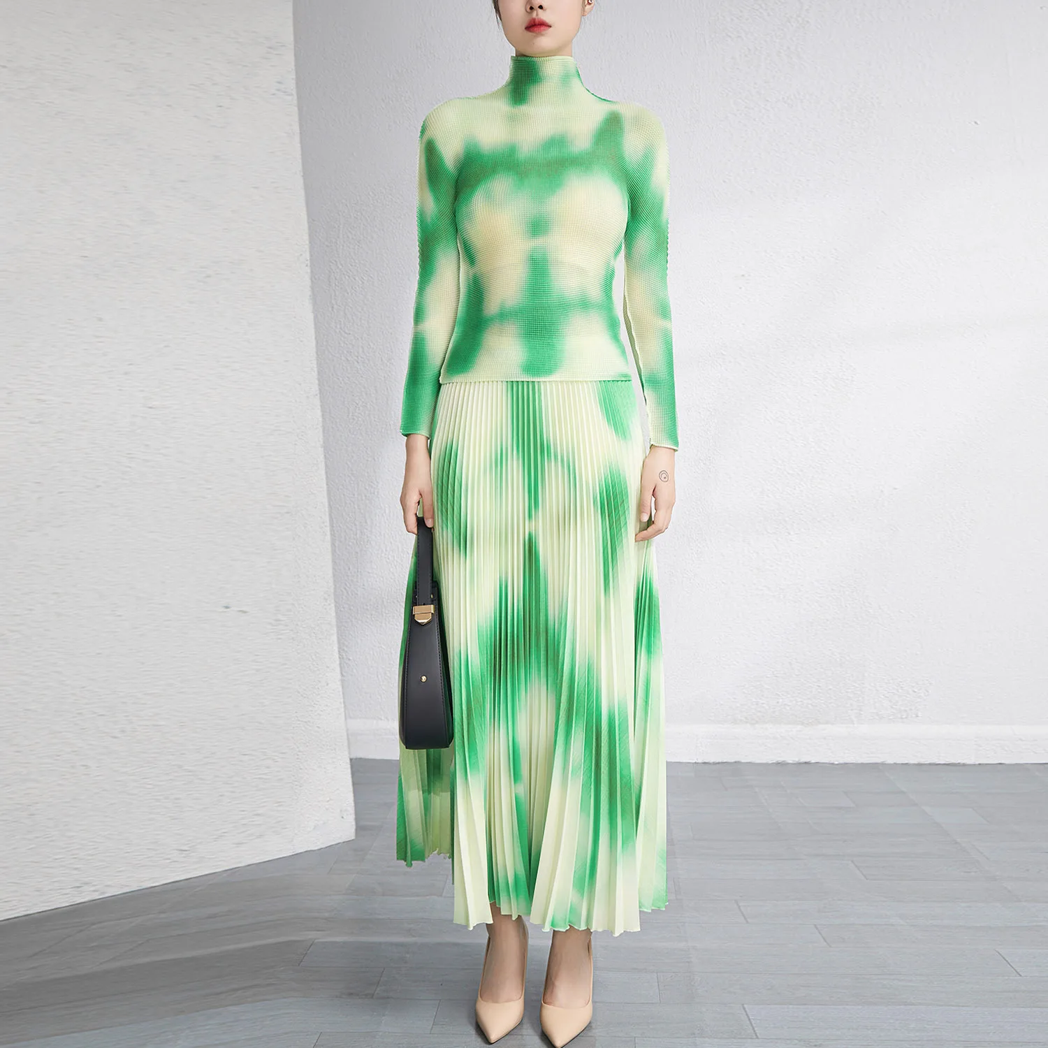 Pleated two piece set Pinterest pin maximum versatility