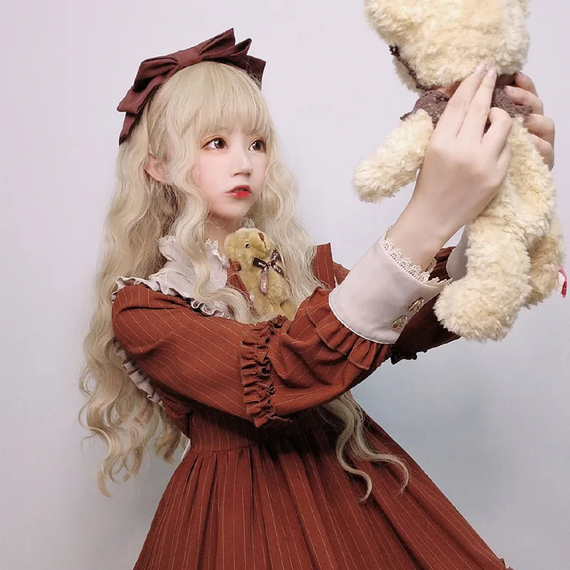 Perucas louras sintéticas para mulheres, peruca Lolita Cosplay com Franja, bandana natural e fofa, peruca encaracolada