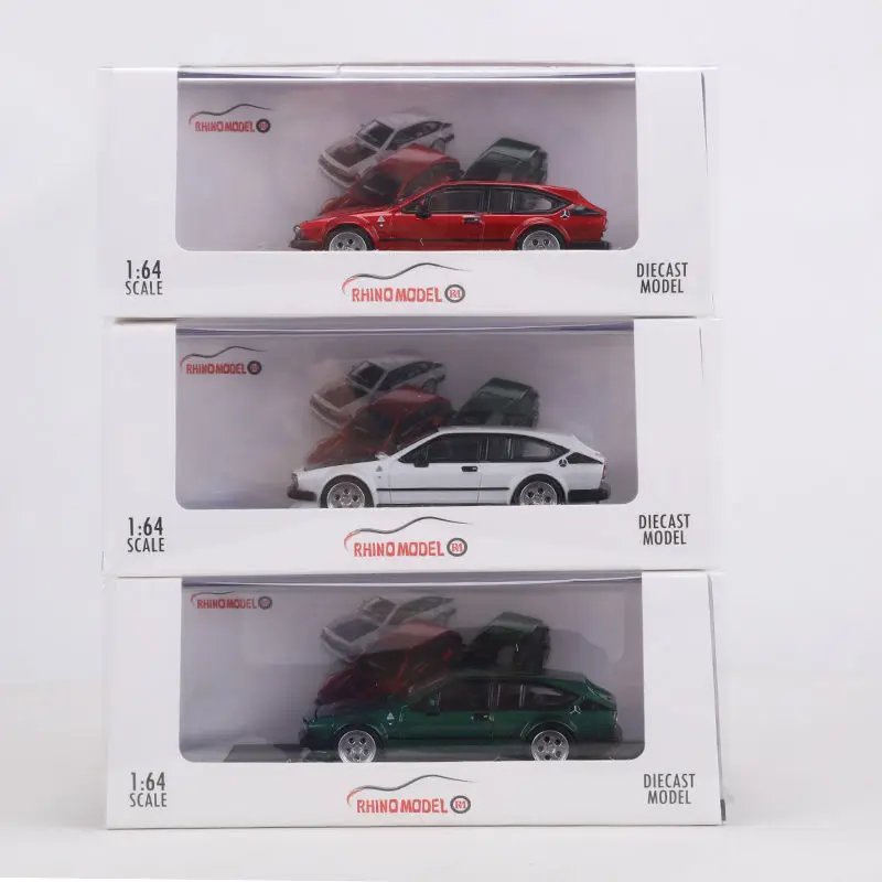 RM MODELO 1:64 ROMEO GTV6 Coche modelo de aleación puede abrir capó del motor