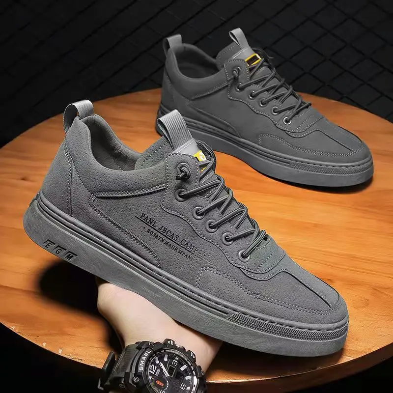 

Designer Sneakers for Men Fashion Versatile Leather Casual Shoes Summer Men Breathable Lightweight Skateboard Shoe Tenis Hombres