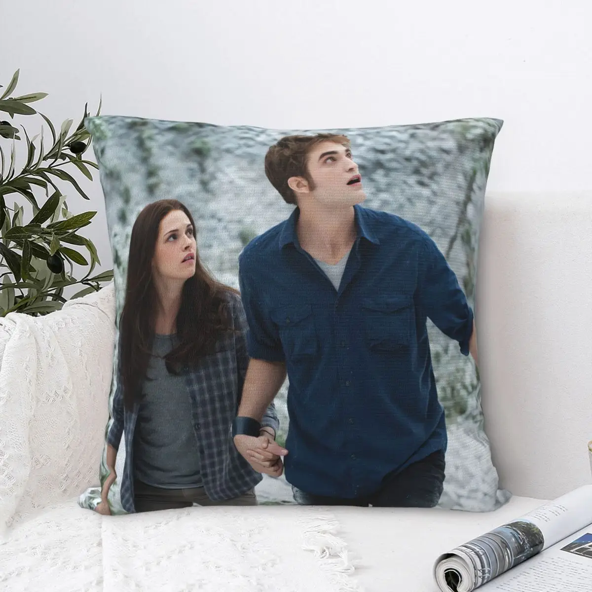The Twilight Saga Movie Pillowcase Printed Polyester Cushion Cover Decorative Pillow Case Cover Home Square 40X40cm