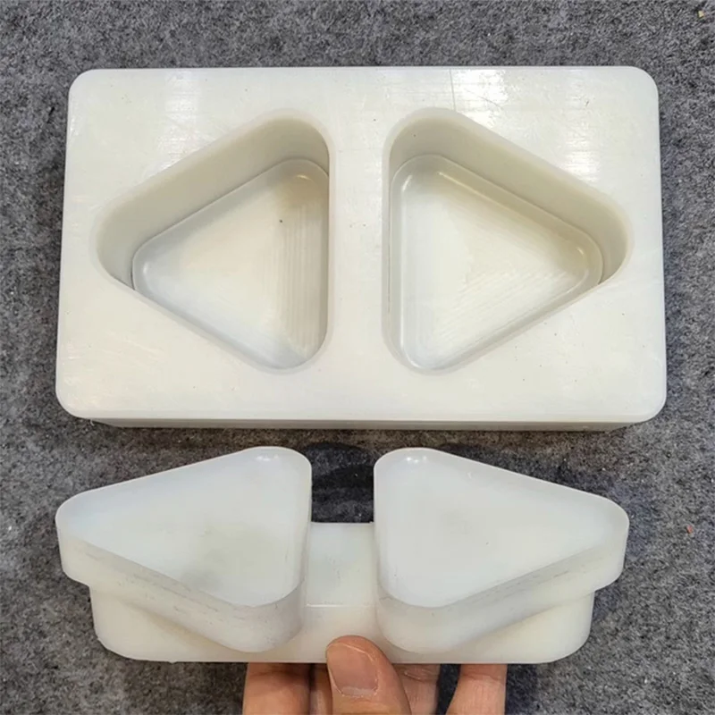 

Commercial Japanese Onigiri Maker Triangular Sushi Bento Forming Equipment Manual Rice Balls Forming Machine