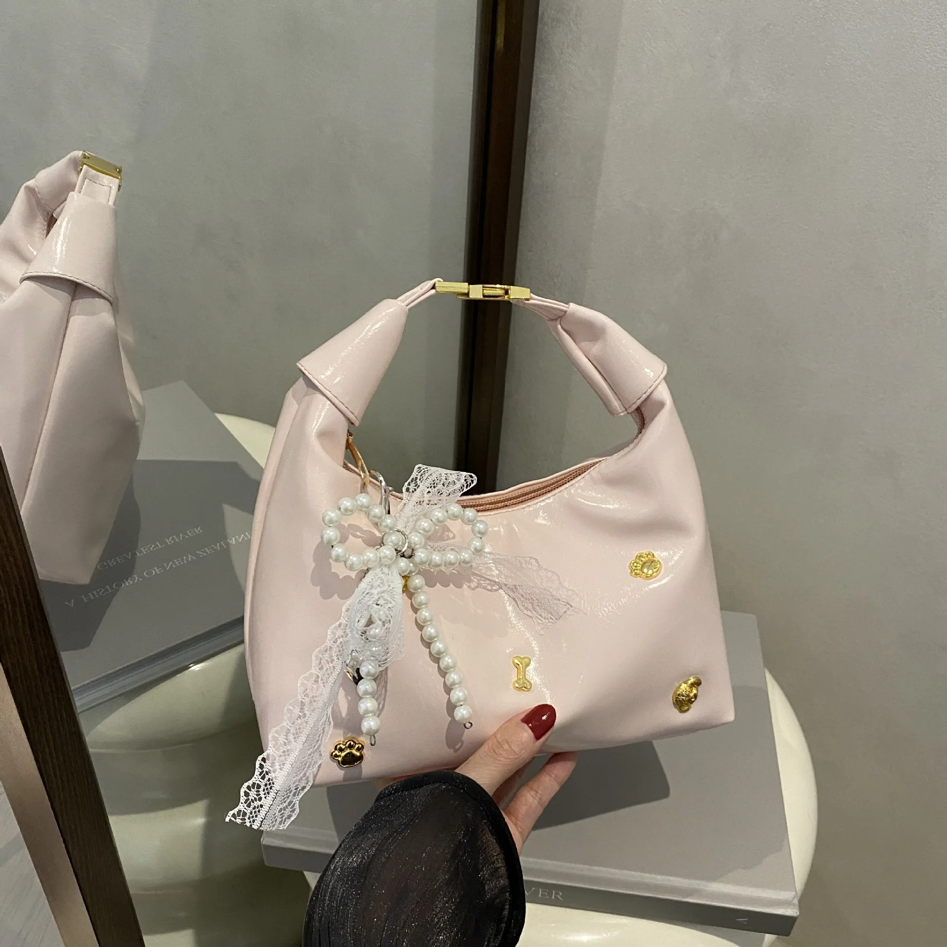 

​​2025 New Dumpling Shape Bag for Women Cute Bread Dog Pattern Crossbody Purse Fashion Soft Tote Bag Versatile Shoulder Handbag​