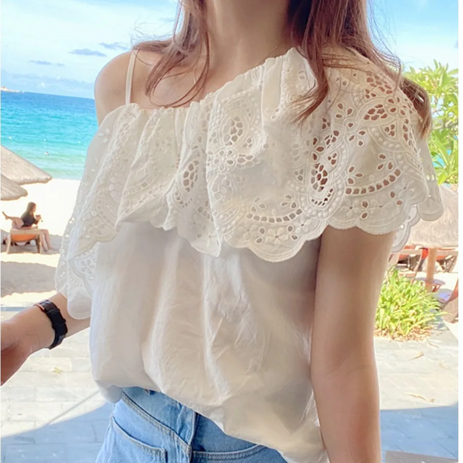 

Faionable Summer 2025 White irt, женские милые шорты с большими кружевными плечами и колючками Ele Aosphere Dongda Gate, новинка...