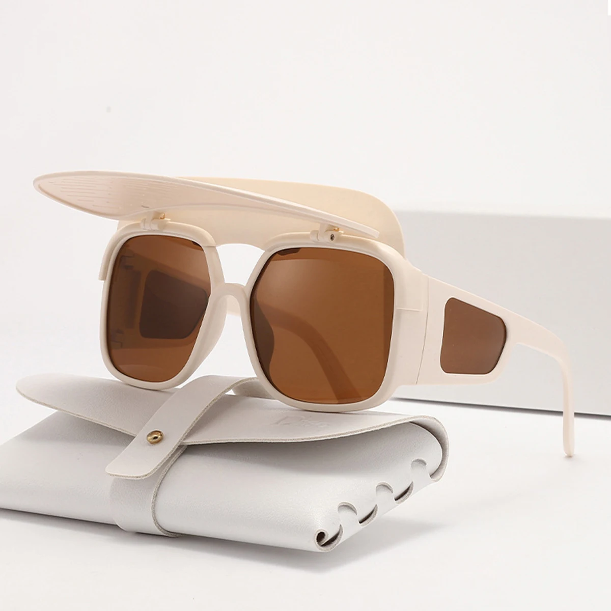 

New Multifunctional Sunscreen Sunglasses UV Protection Without Dead Angle To Increase Eye Protection Ladies Sunglasses.