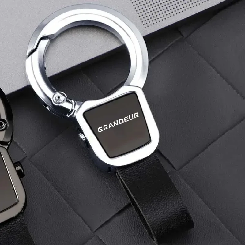 Keychains for Hyundai GRANDEUR Badge 2025 Waist Belt Buckle Women Men Car Key Chains Rings i30 i40 i10 i20 Keyring Pendant Gifts