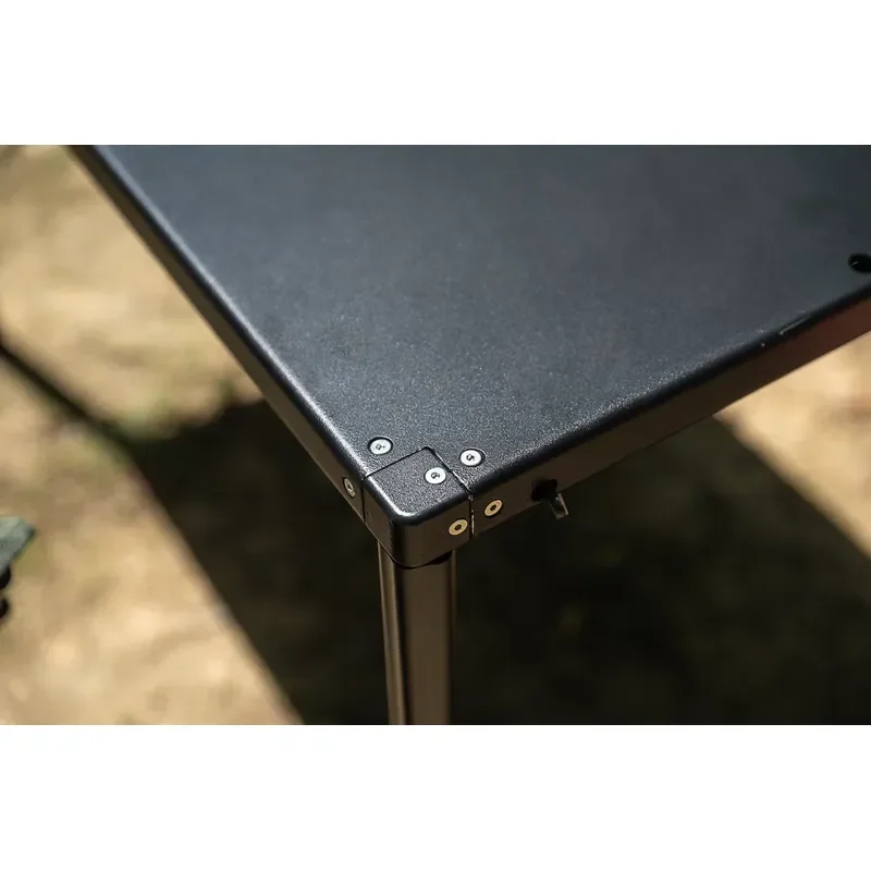 Modern Design Portable Folding Camping Table Waterproof Foldable Family Table for Hiking and Outdoor Activities