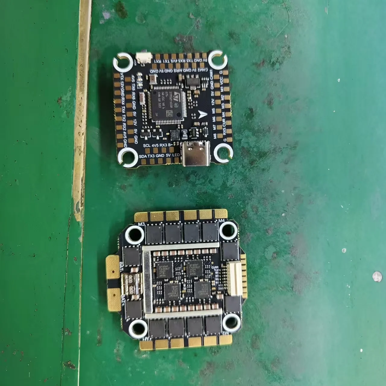 

ELRS F405 FC&ESC FPV Stack F405 V3 BLS 50A 60A V4 BLS 65A 60A 30x30 Suitable for FPV drones Flight Cntroller FPV Quadcopter