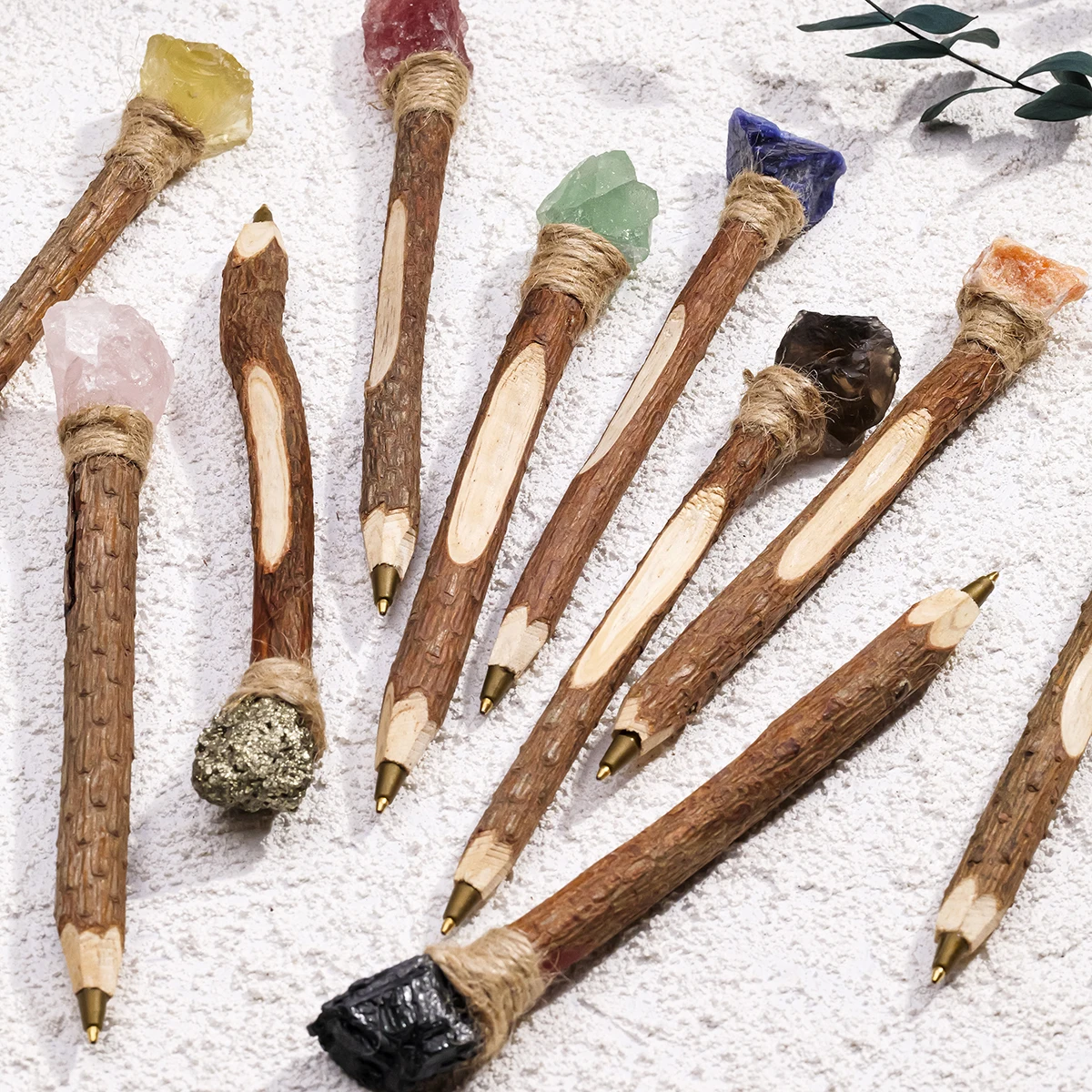 1 قطعة قلم سحري من الحجر الخام الكريستالي الطبيعي ، قلم حبر جاف خشبي مع قلم توقيع الصولجان المزخرف بالكريستال ، هدية مثالية للعطلات