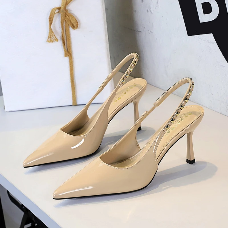 

New Fashion Slim Heel Rivets Back Tripping Belt Shallow Mouth Single Shoes For Women With Temperament Commuting Pointed Toe