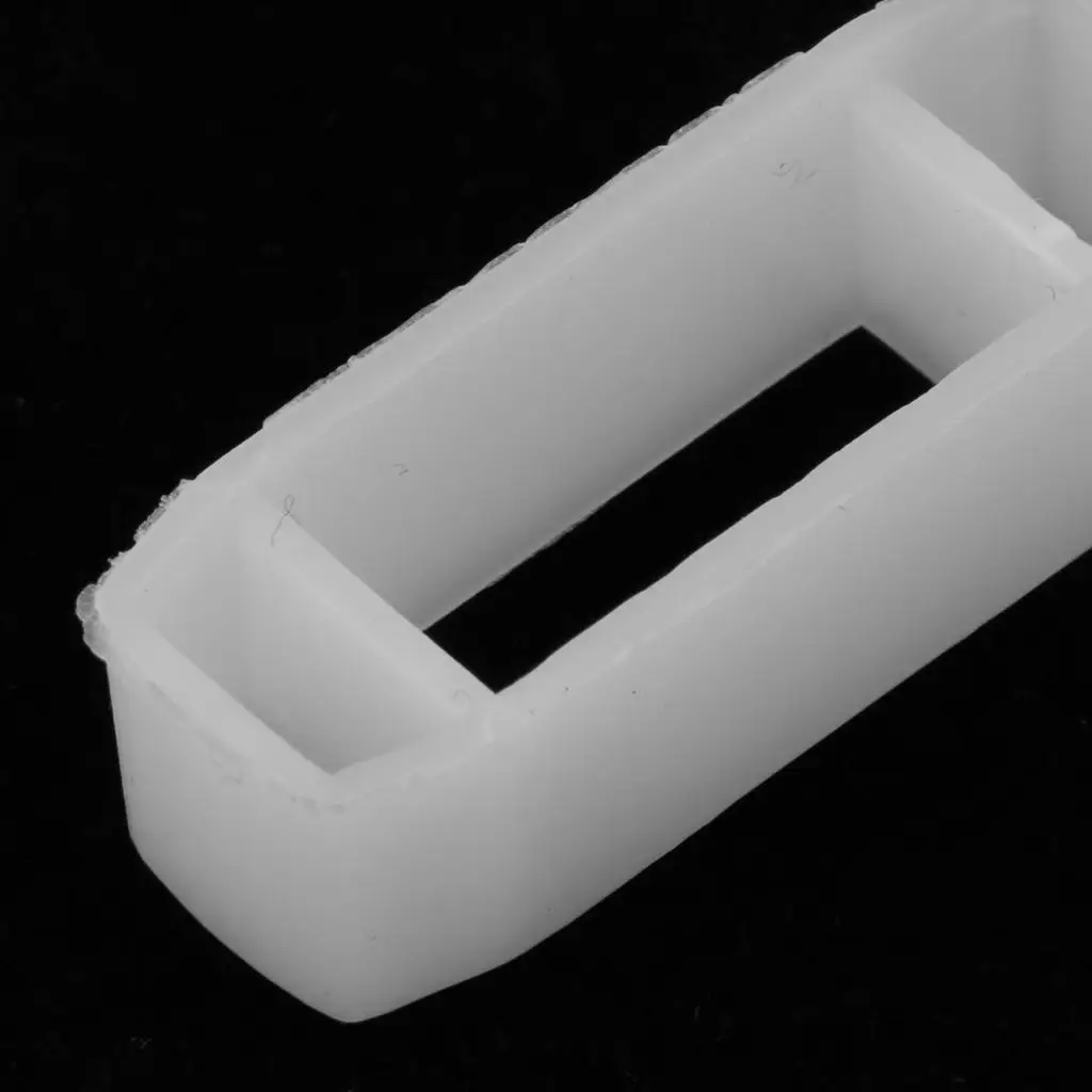 Hive Frame Spacer Buckle Durable Plastic Frame Spacing Tool Beekeeping Accessory for Hive Frames Management Hive Frame Spacer Buckle Durable Plastic Frame Spacing Tool Beekeeping Accessory for Hive Frames Management