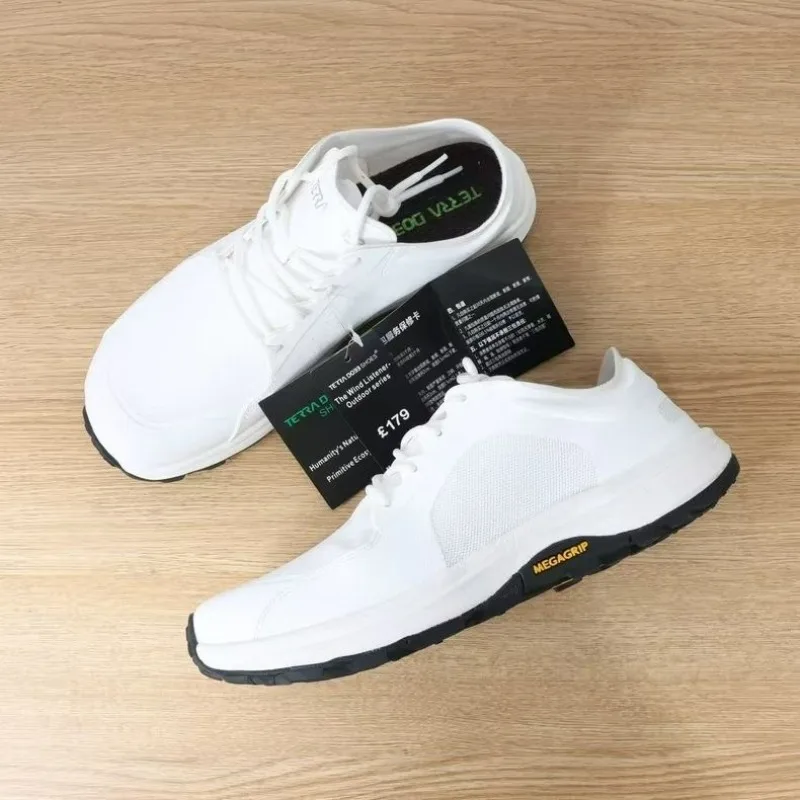

2025 New Outdoor Shoes Men Women Anti Slip Climbing Shoes For Unisex Designer Mountain Shoes Couples Wearable Walking Shoe