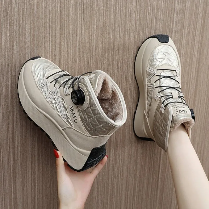 Women's Ankle Boots Round Toe Low Block Heel Lace-Up Platform Lug Sole Plush Collar Quilted Finish Daily Winter Outdoor Footwear