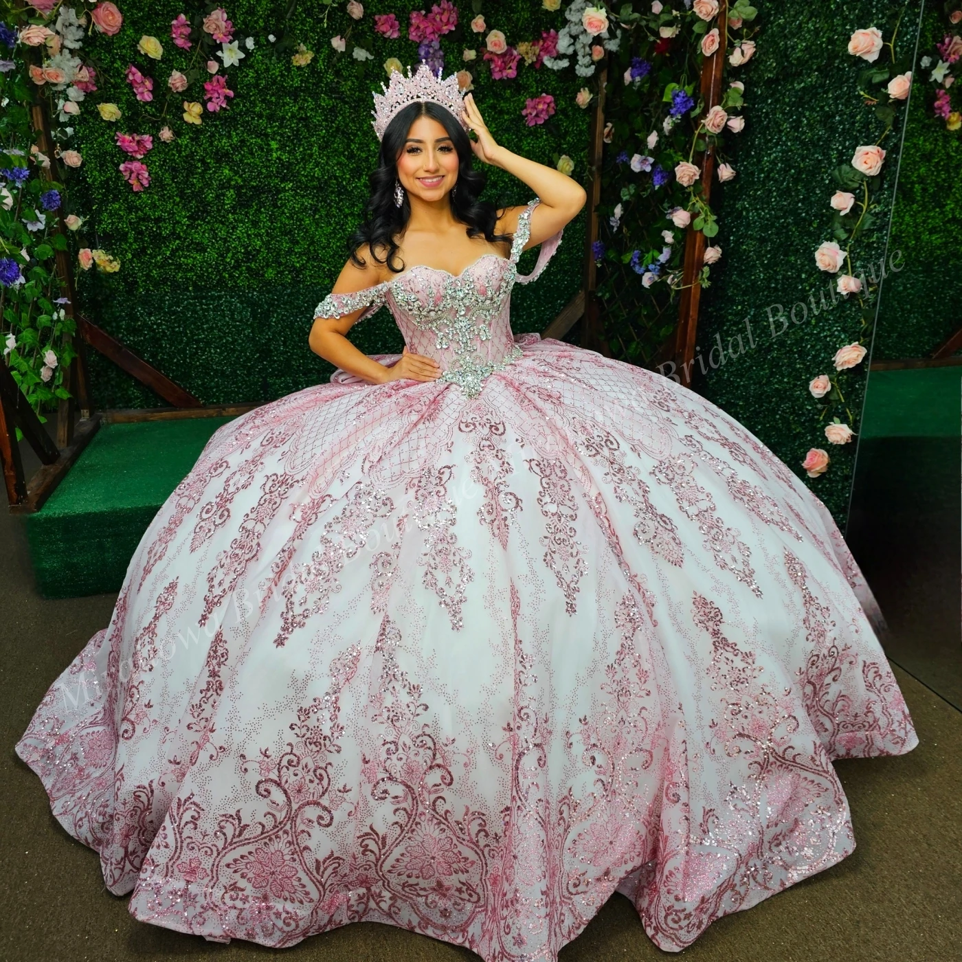 Pink Quinceanera Dress Bow Detachable Off-Shoulder Glitter Quince Ballgown Corset Sweet 15/16 Birthday Party Gown customize