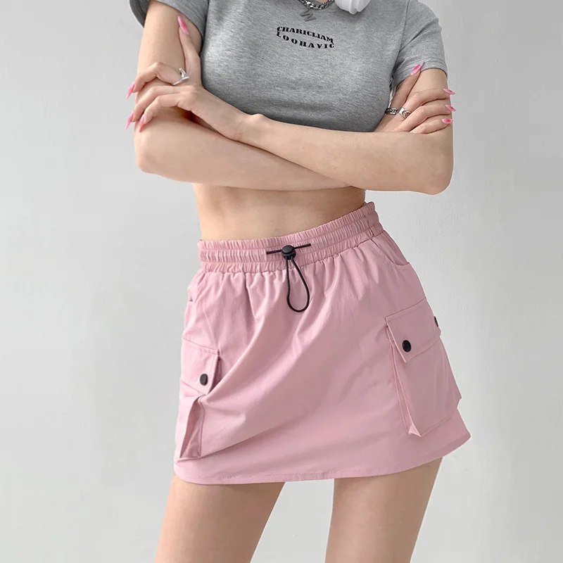 Women Pocket Detail Cargo Mini Skirt With Toggle Waist