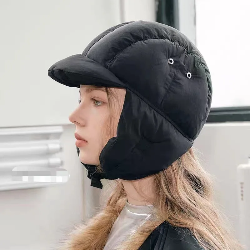 Рисунок 5 - Модные зимние теплые шапки-бомберы