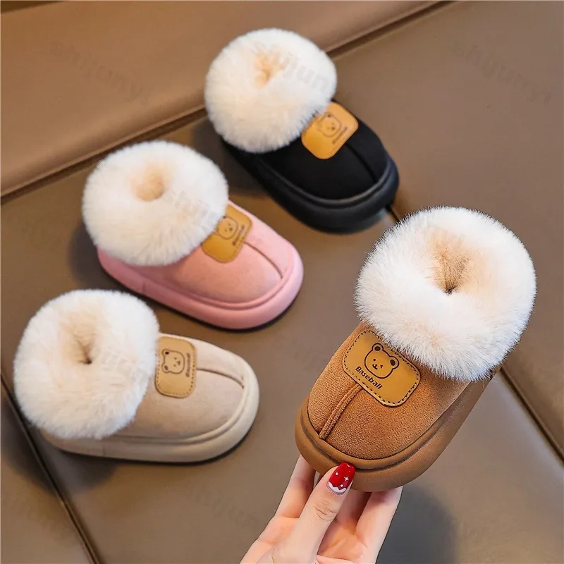 

Детская милая домашняя теплая пушистая хлопковая обувь, зима 2021, модные плюшевые удобные нескользящие волосатые тапочки на мягкой подошве для девочек